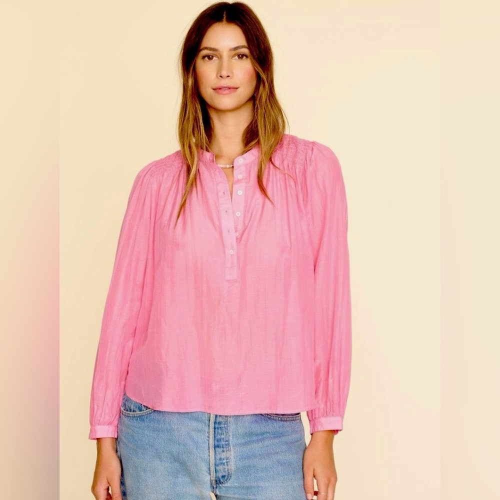 Xirena Petunia Hattie top.